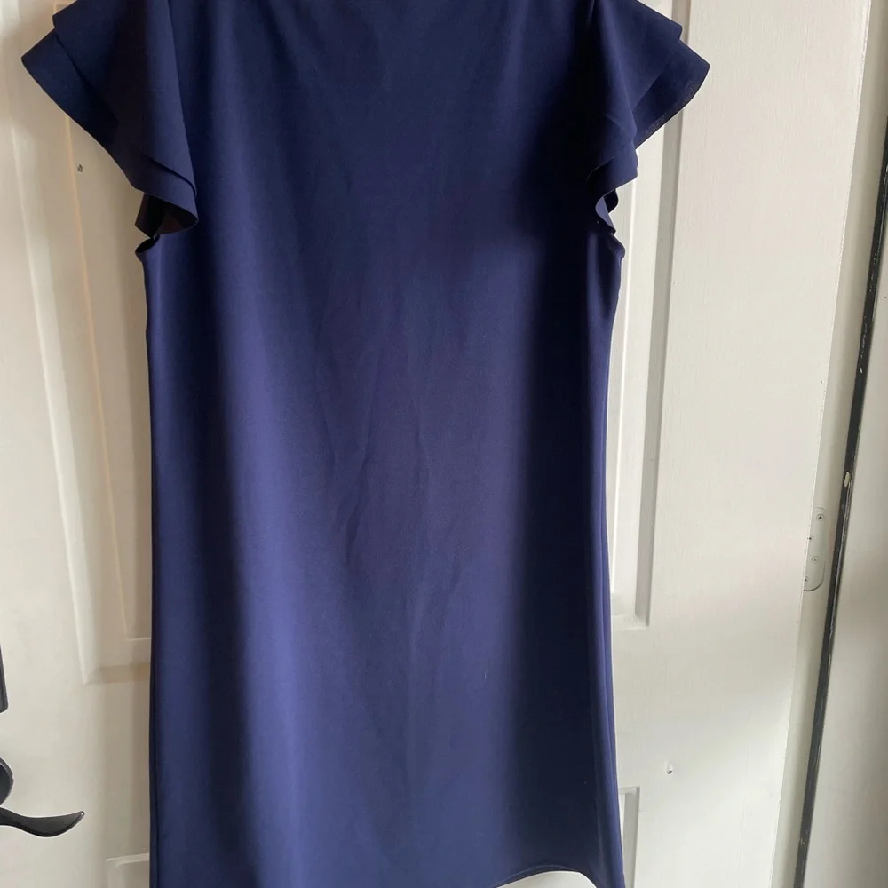 Dress - Picture 5 of 5